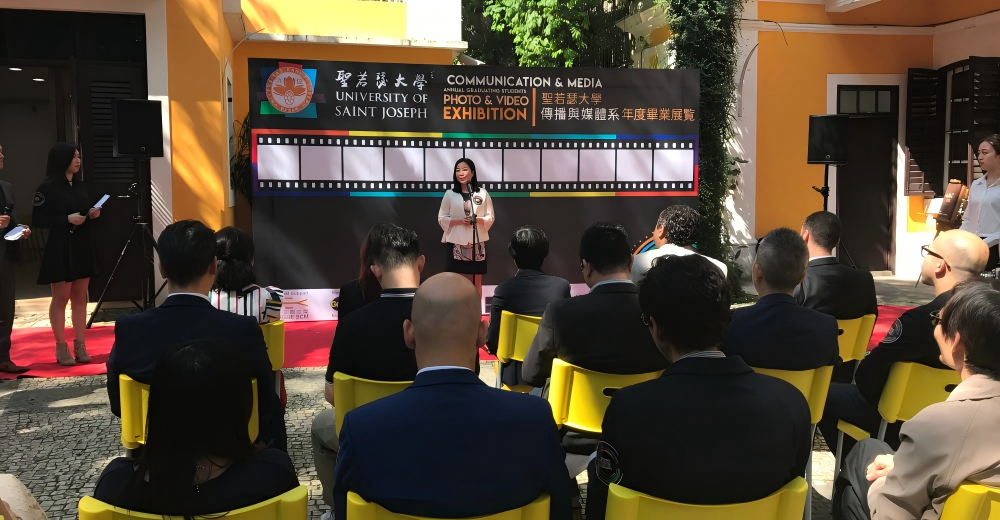 Part-Time Lecturer at the Faculty of Business, City University of Macau, and Macao University of Tourism, Teaching More Than Ten Courses